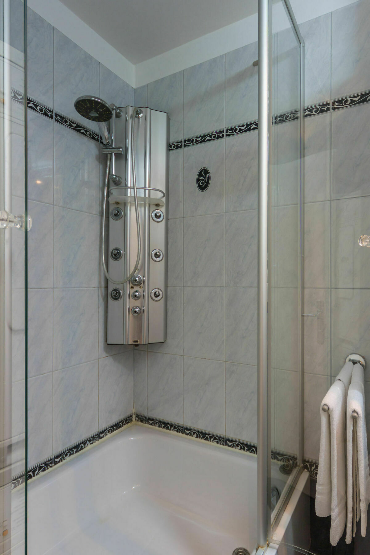 Puzzlehotel - Apartments Zentrum II Viyana Dış mekan fotoğraf