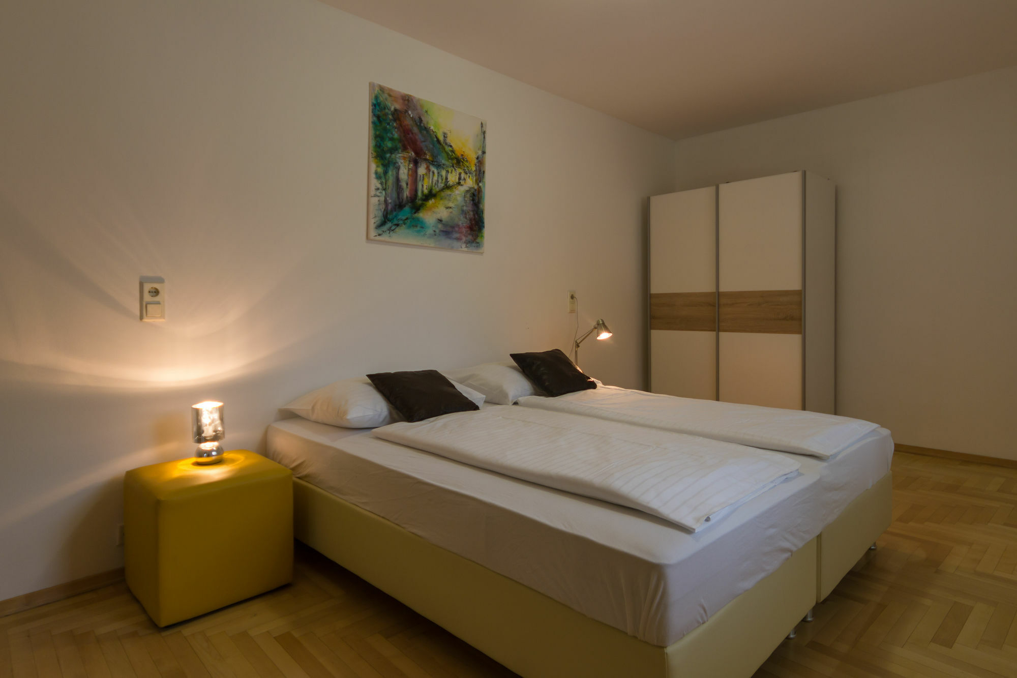 Puzzlehotel - Apartments Zentrum II Viyana Dış mekan fotoğraf