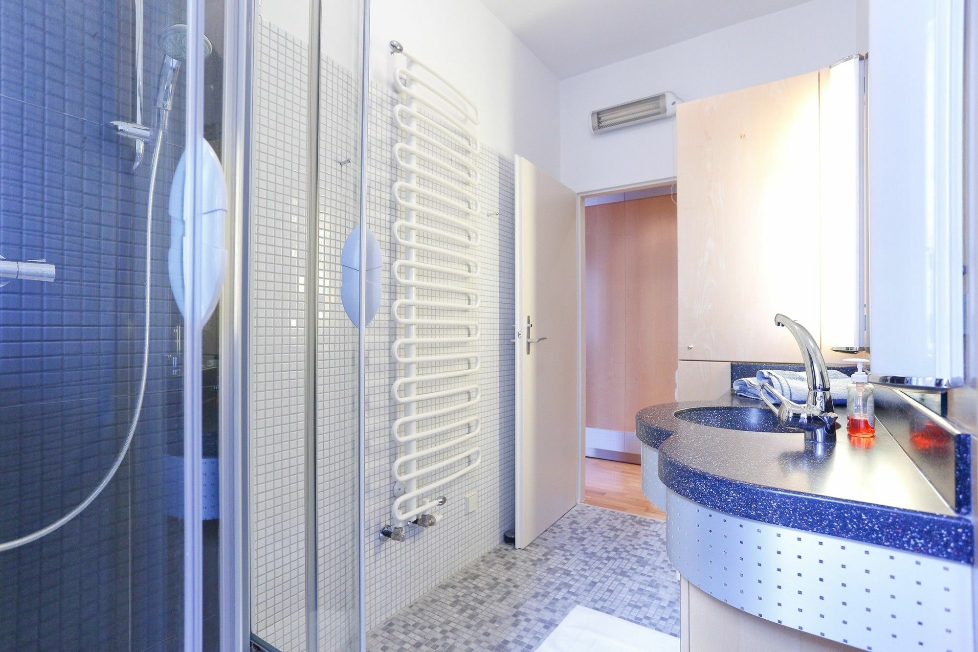 Puzzlehotel - Apartments Zentrum II Viyana Dış mekan fotoğraf